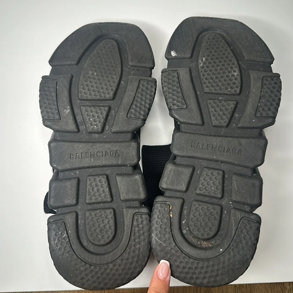 BALENCIAGA SPEED KNIT LOW RUNNERS SOCK FULL BLACK USA 8/ EU 38 WOMEN'S TRAINER - Picture 5 of 6